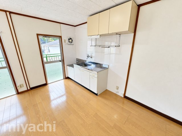 山田ビルのキッチン