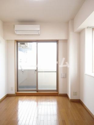 練馬区桜台１丁目の賃貸マンションの居間・リビング