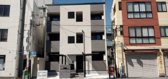 センティアの外観