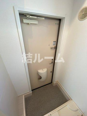 北区滝野川５丁目のアパートの玄関
