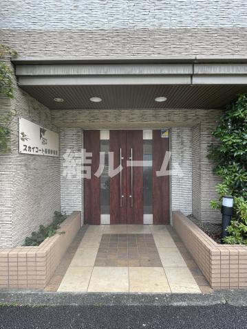 板橋区小茂根１丁目の賃貸マンションのエントランス