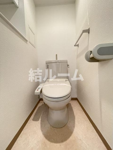 板橋区小茂根１丁目の賃貸マンションのトイレ