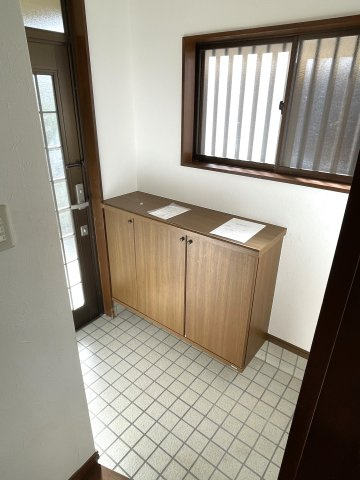 長生村水口1084戸建の玄関