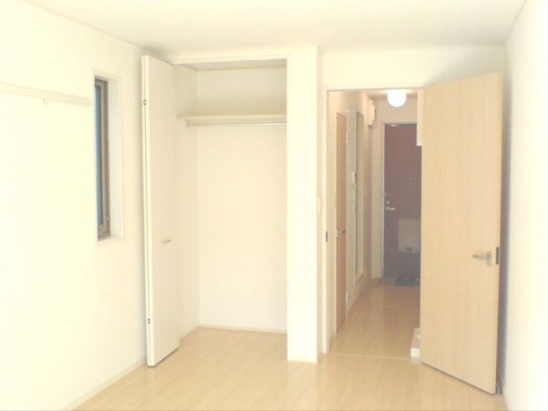 SUN HEIM の洋室|個人の部屋や寝室として使える洋室です