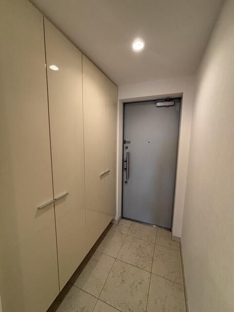 パークハウス目黒東山の玄関