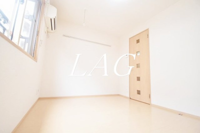 【居間・リビング】 | Ｙ’ｓ　ｃｏｕｒｔ | 洋室のお部屋です。