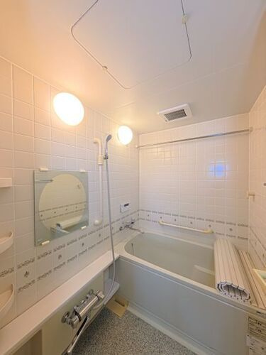 ライオンズマンション北六番丁の浴室