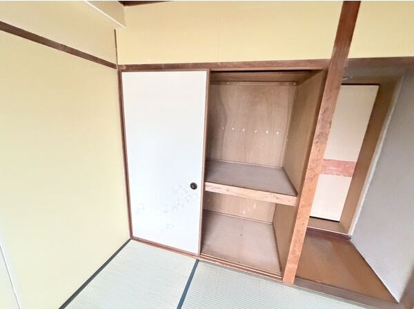 天白区福池町戸建の収納