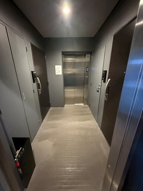 アバンテ向島のロビー