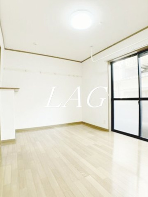 【居間・リビング】 | ダイヤハイツ | 洋室のお部屋です。