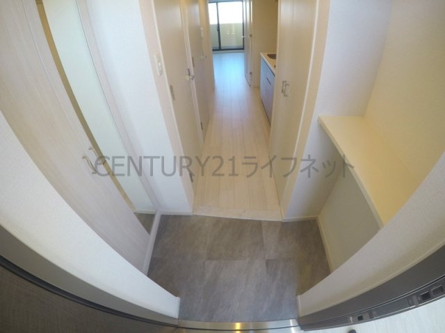 【玄関】 | スプランディッド新大阪5