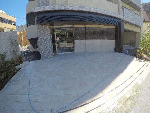 【エントランス】 | スプランディッド新大阪5