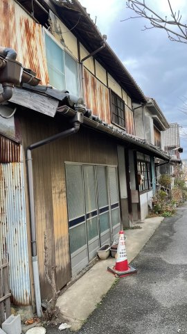 三木市本町2戸連棟バルクの周辺