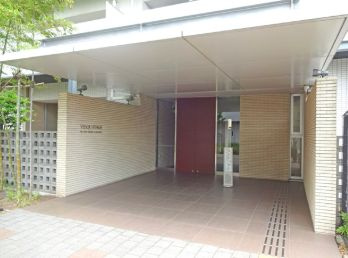 ヴィークステージ北千住ウエストレジデンスのエントランス|落ち着いたエントランスです