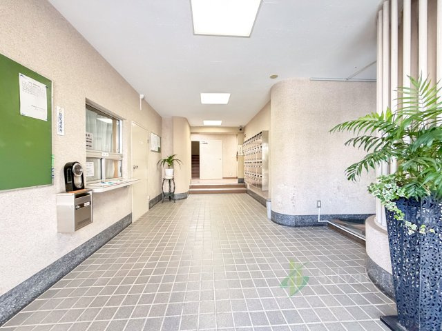 日商岩井恵比寿マンションのロビー