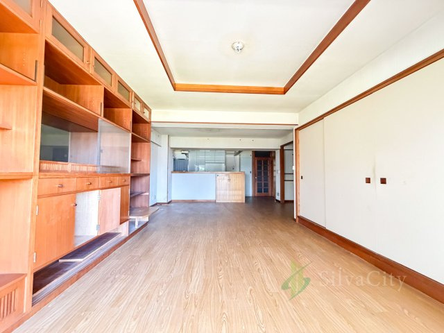 日商岩井恵比寿マンションの居間・リビング|※リフォーム前