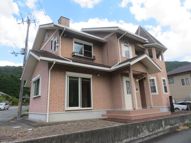 西脇市黒田庄町黒田の中古一戸建の外観