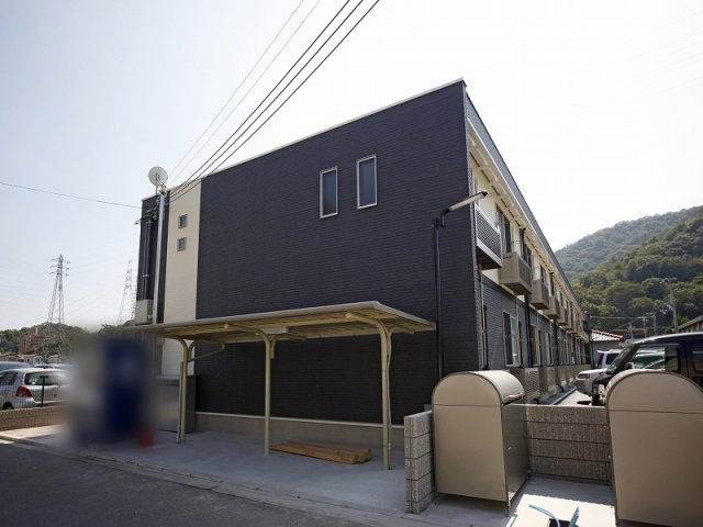 レオネクストサムシンエルスの外観
