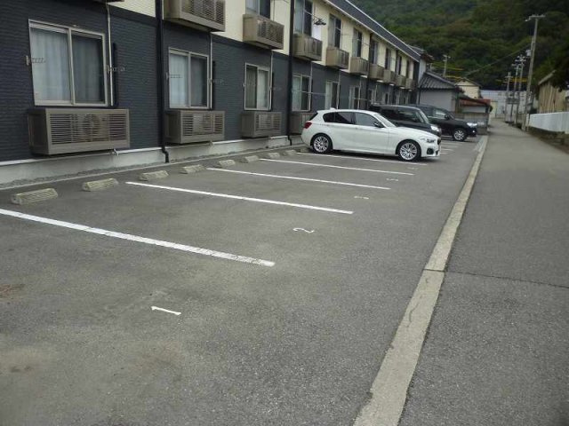 レオネクストサムシンエルスのその他