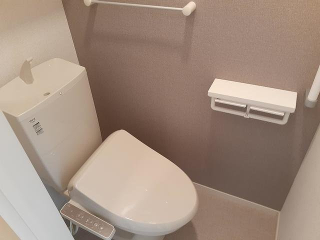 エル　フルーリエⅡのトイレ