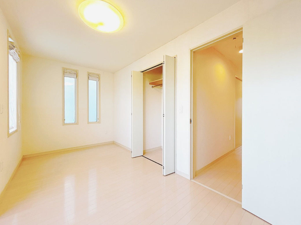 売中古戸建　富士市中丸の洋室