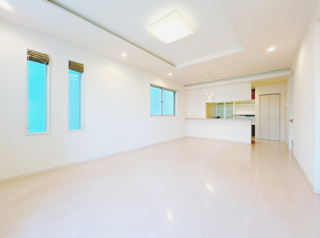 売中古戸建　富士市中丸の居間・リビング
