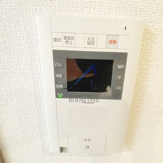 ソルフィエスタ御徒町ベレッツァのセキュリティ|モニター付きインターホンです。