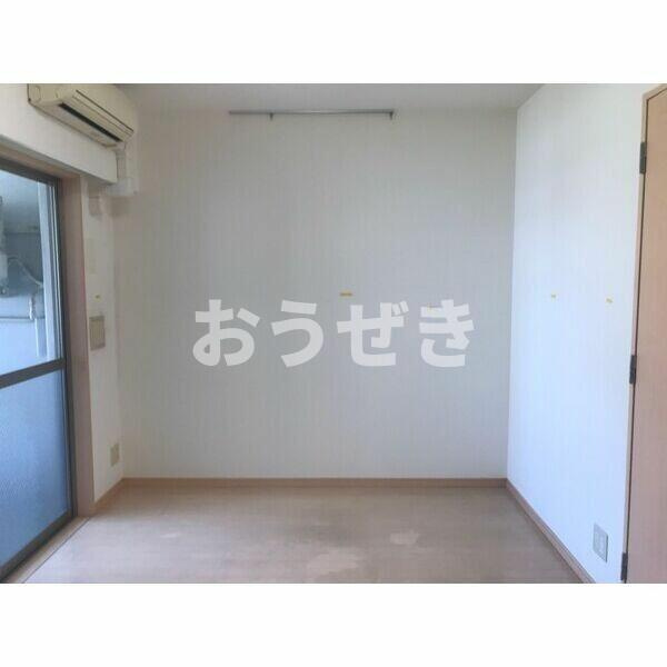 スパシエルクス横浜の居間・リビング