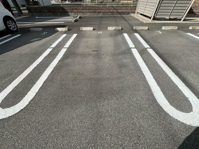 ターク・ヴィレッジＡの駐車場