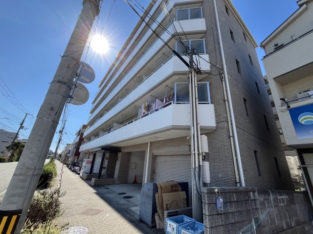アメノカサNARUOの外観
