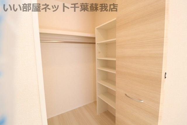 エスペランサ八幡宿の収納|憧れのウォークインクローゼット！