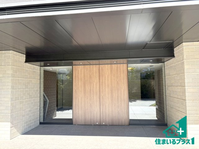 ファインレジデンス枚方香里園町■中古マンションのエントランス