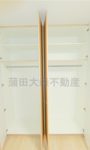 ルーブル大森西の収納|収納　クローゼット×2