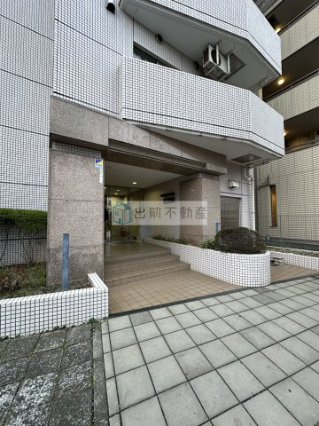 豊島区長崎５丁目の賃貸マンションのエントランス