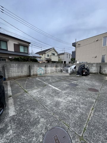 豊島区長崎５丁目の賃貸マンションの駐車場