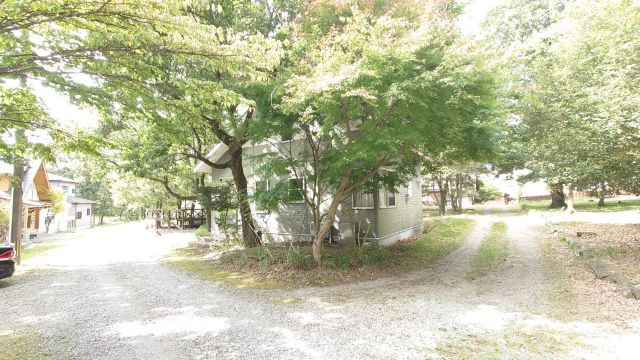 湯布院町塚原の前面道路含む現地写真