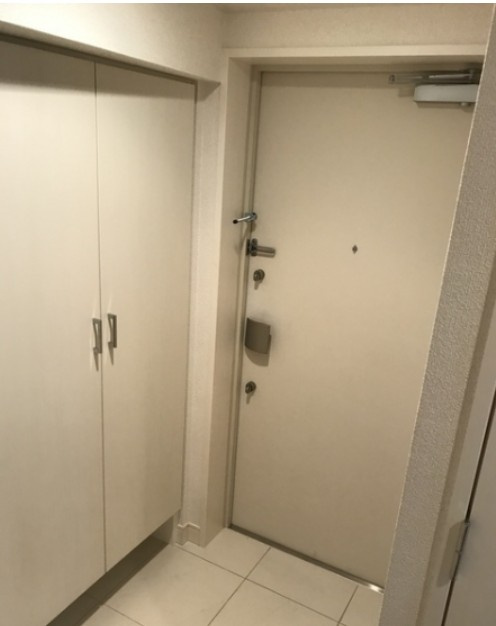 コンフォリア東池袋EASTの玄関