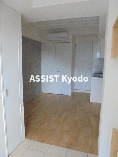 世田谷区三軒茶屋２丁目の賃貸マンションの居間・リビング