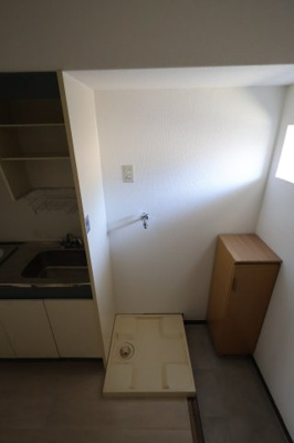 【設備】 | コーポ大美野 | 室内洗濯機置場