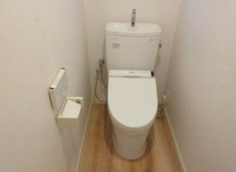 シャトウ中野アネックスのトイレ|ゆったりとした空間のトイレです