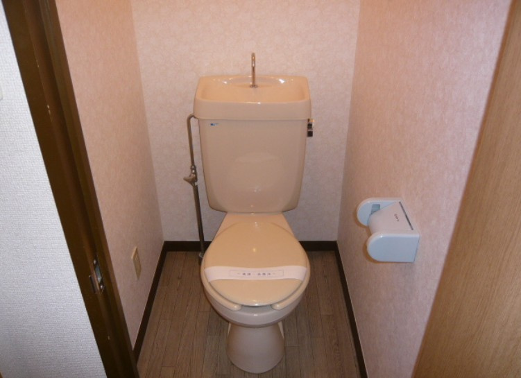 足立区花畑１丁目の賃貸マンションのトイレ