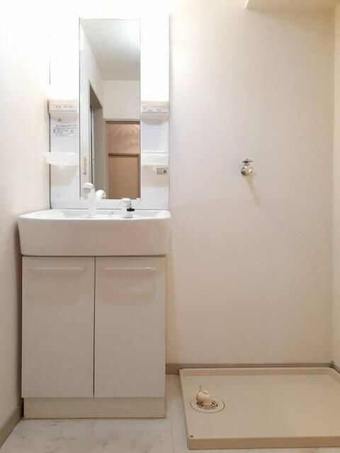 八王子市南大沢１丁目の賃貸マンションの洗面所