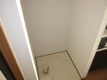 【設備】 | グランフォース高円寺 | 室内洗濯機置き場。