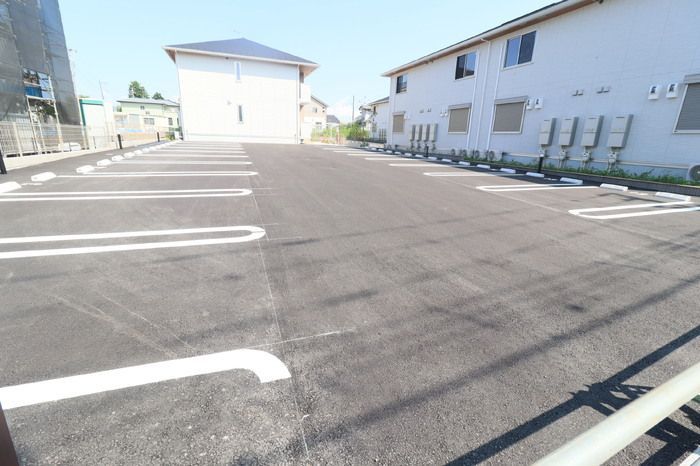D-Invest田宮の駐車場