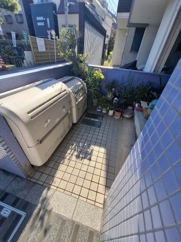 台東区上野桜木２丁目の賃貸マンション