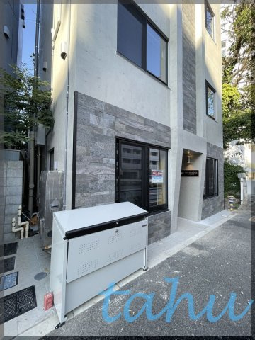 AMFC RESIDENCE SHIMO-OCHIAIのエントランス