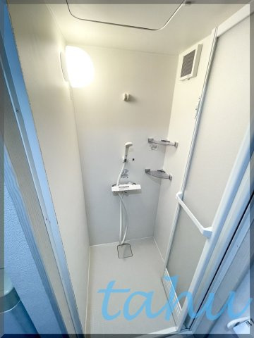 AMFC RESIDENCE SHIMO-OCHIAIのシャワールーム