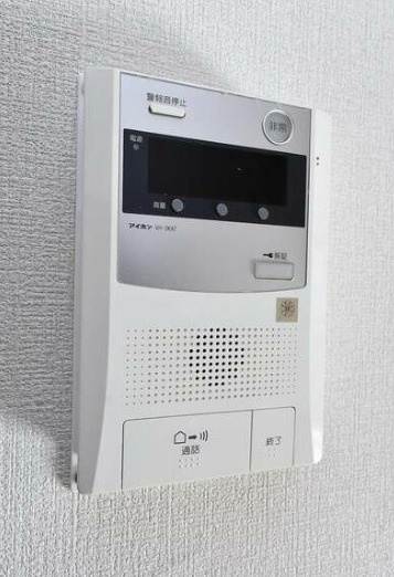 【セキュリティ】 | レジダンスイン目黒 | モニター付きインターホンで急な来客も安心です。