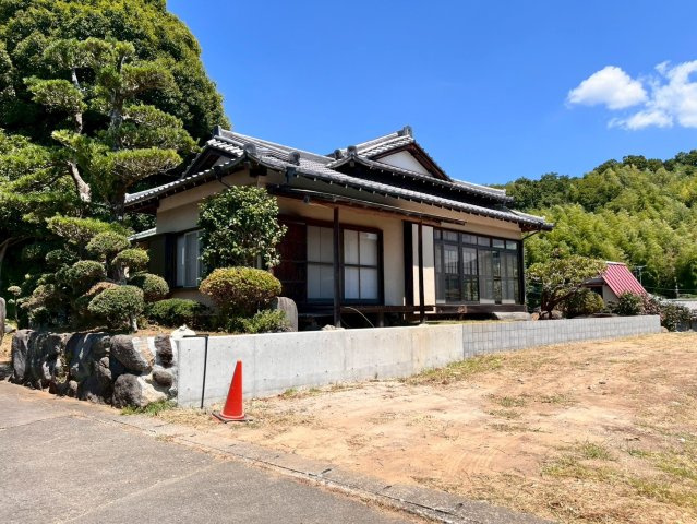 函南町　平井　大型和風邸宅の外観