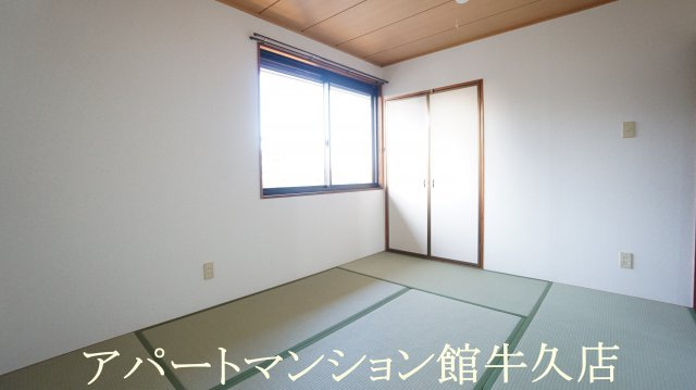 サンハイツ中島の和室
